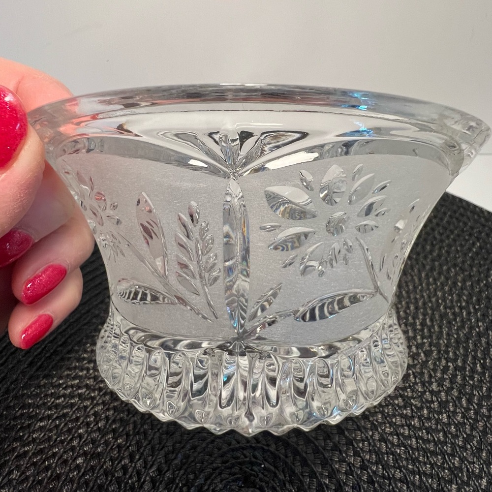 Vtg 24% Lead Crystal Floral Candy/Trinket Bowl Frosted & Etched Excellent Cond.